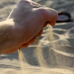 Wer seine Fotoausrüstung am Strand nutzen will, wird schnell eine dichte Kameratasche zu schätzen lernen!